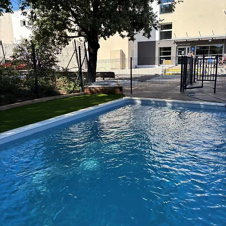 Hotel Hotelf1 Le Luc Des Maures
